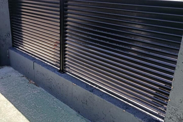 maxi slat louvre aluminum fencing